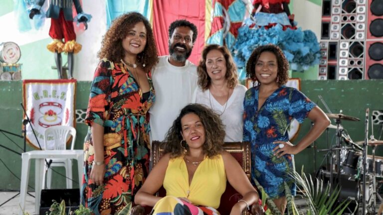 ‘Encantado’s’: funcionários lamentam fim do mercado e encaram nova realidade