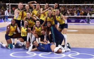 Olimpíadas 2024 | Como assistir à partida de Brasil x EUA no vôlei feminino
