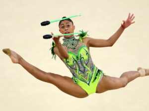 Bárbara Domingos avança para a final do individual geral de ginástica rítmica