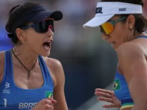 Bárbara e Carol perdem e são eliminadas nas oitavas das Olimpíadas