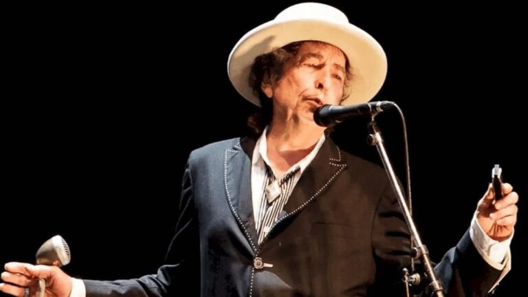 Bob Dylan cantará em trilha sonora de filme sobre Ronald Reagan