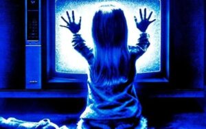 Clássico Poltergeist será adaptado em série pelos showrunners de Walking Dead