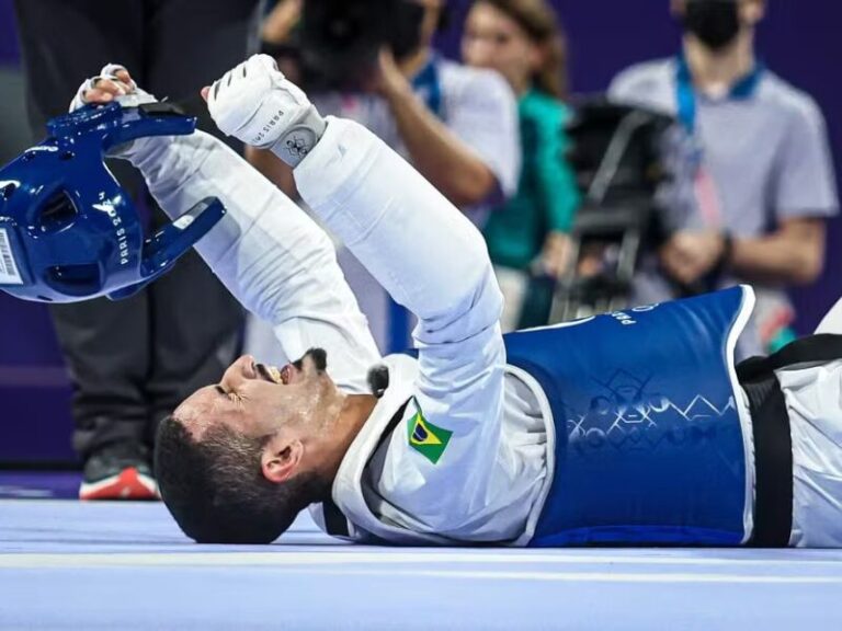 Edival Pontes conquista medalha de bronze no taekwondo