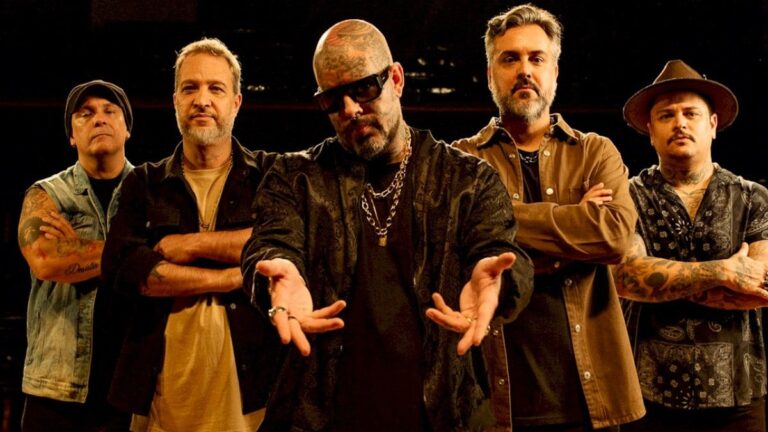 Entrevista com Detonautas no Capital Moto Week: "A música é uma ferramenta para o diálogo"