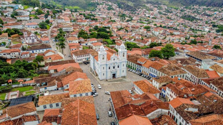 Festival de Inverno de Diamantina termina com feira de produtos artesanais