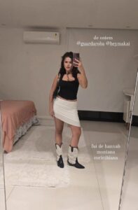 Maisa brinca com look preto e branco: “Hannah Montana corinthiana”