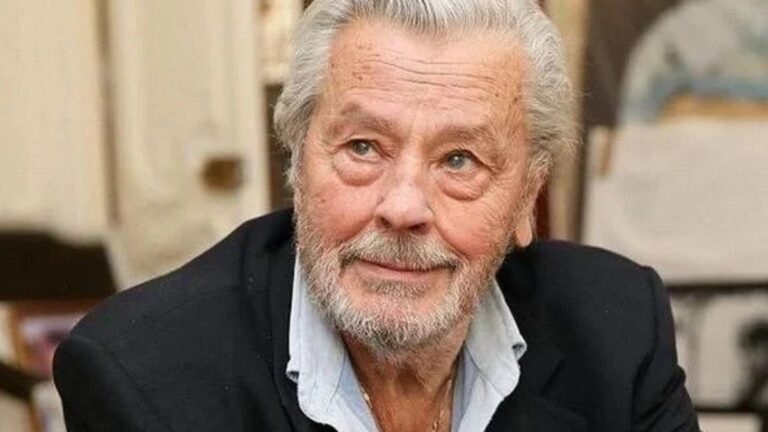 Morre Alain Delon, astro do cinema francês, aos 88 anos