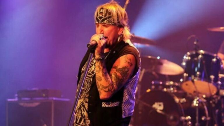 Morre Jack Russell, ex-vocalista do Great White, aos 63 anos