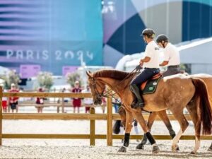 Olimpíadas: Brasil perde na disputa por equipes no hipismo, mas tem chances no individual