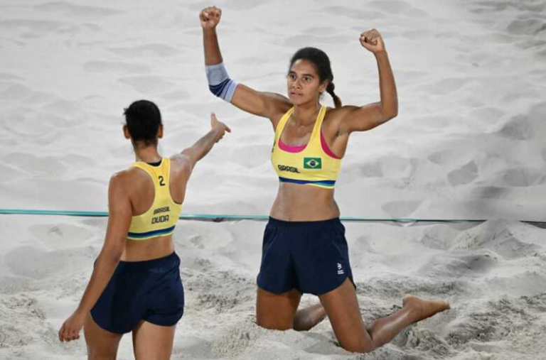 Olimpíadas: Duda e Ana Patrícia conquistam ouro no vôlei de praia