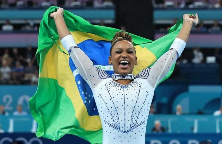 Rebeca Andrade conquistou quatro medalhas nas Olimpíadas em Paris