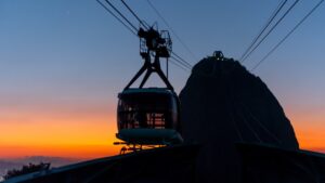 Rio de Janeiro: Agora é possível ver o nascer do sol no Morro da Urca