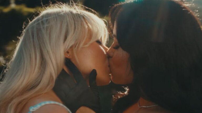 Sabrina Carpenter e Jenna Ortega ilustram rivalidade em clipe de Taste