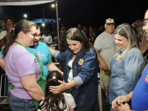 Adriane promete investimentos e melhoria do Distrito de Anhanduí