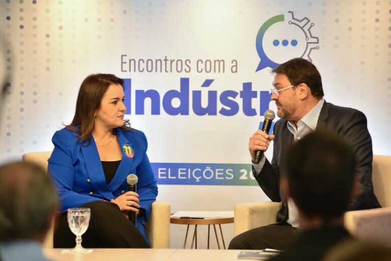 Adriane recebe carta demandas do setor industrial da Capital