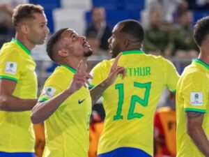 Futsal: Seleção Brasileira inicia jornada rumo ao hexa com goleada de 10 a 0