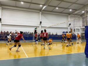 Três partidas do voleibol feminino nesta segunda no Horto