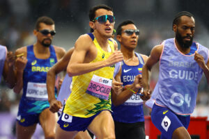 Yeltsin Jacques conquista ouro nos 1.500m e quebra recorde mundial na Paralimpíada de Paris