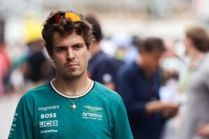 Brasileiro testa carro da Aston Martin no GP da Cidade do México