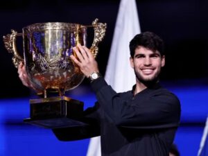 Carlos Alcaraz conquista título inédito do ATP 500 de Pequim