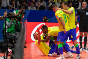 Com Marcênio na seleção, Brasil vence Copa do Mundo de Futsal