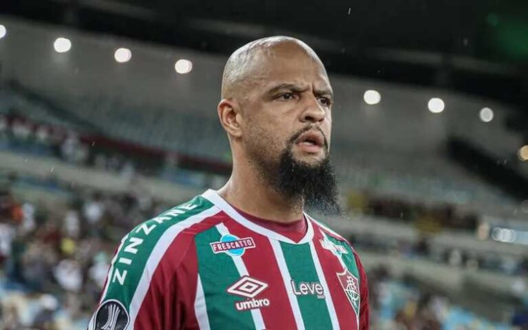 Felipe Melo anuncia fim da carreira em 2025