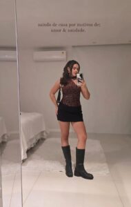 Maisa combina tendência animal print e a bota do momento em look