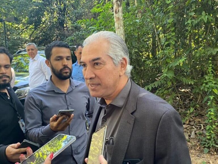 Reinaldo diz que PSDB "liberou todo mundo"