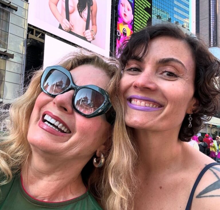 Vera Fischer e a filha, Rafaela, fazem selfie em Nova York Reprodução Instagram - 21.10.2024