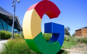 (Arquivo) Em 2021, o órgão francês de controle da concorrência impôs uma multa milionária ao Google por favorecer seus próprios serviços no setor da publicidade eletrônica