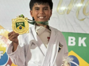 MS é ouro: pequeno atleta conquista pódio no Campeonato Brasileiro de Karatê