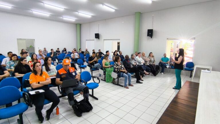 Prefeitura realiza seminário sobre mudanças climáticas e gestão de queda deárvores