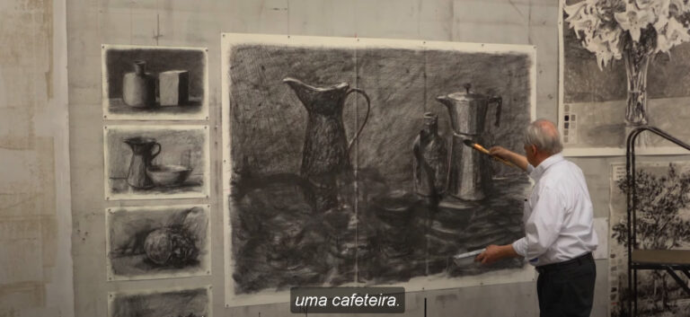 william-kentridge-auto-retrato-como-um-bule-de-cafe-mubi-arte-desenho-cafe-carvao