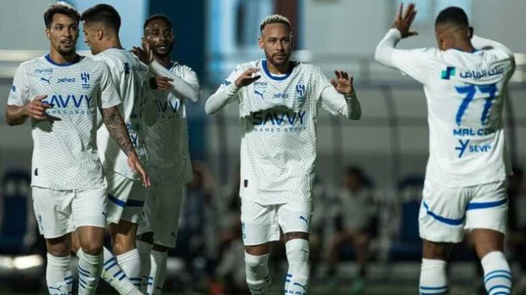 Ele voltou? Neymar marca primeiro gol após lesões em amistoso pelo Al-Hilal