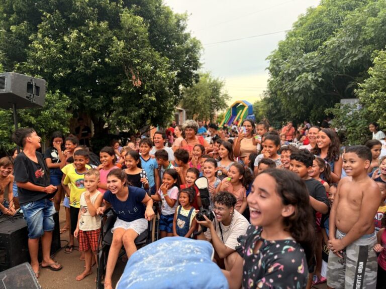 Natal nos Bairros” reúne famílias e espalha alegria na Região Lagoa