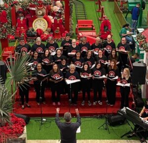 Parada Natalina com a Família Rena promete encantar público nesta terça-feira na Rua 14 de Julho