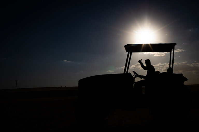 Resolução que permite o trânsito de máquinas agrícolas em rodovias é comemorada