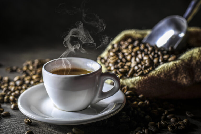 Café: exportação total de café em 2024 cresce 38% em receita para US$ 12,339 bi, diz Secex