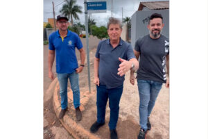 Prefeito Walter Schlatter aproveita o final de semana para visitar a cidade com secretários