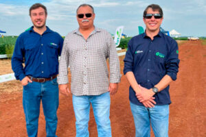 Presidente da Câmara Vereador Mika participa de evento sobre bioestimulantes na soja em Chapadão do Sul