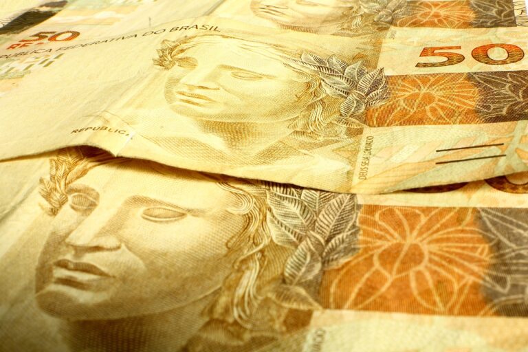 Saiba as cotações da soja em dia de queda do dólar