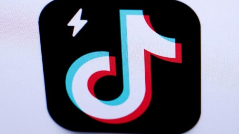 TikTok volta a funcionar nos EUA