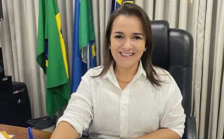 Prefeita Adriane Lopes