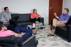 Vereadora de Costa Rica Rosangela Marçal visita o executivo municipal