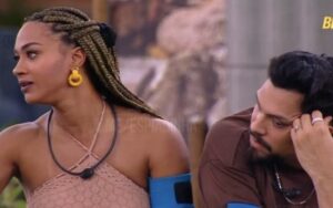 "BBB 25": Aline revela gafe com cantor famoso