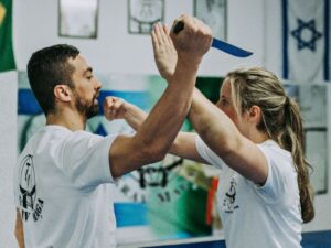 Krav Maga: Mulheres terão treinos gratuitos em março nas academias de MS