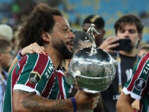 Marcelo anuncia aposentadoria do futebol aos 36 anos