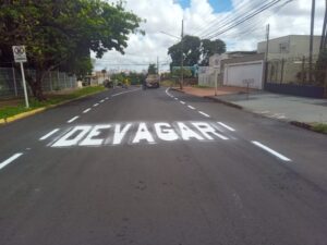 Mudança no trânsito: Rua Jerônimo Paes Benjamim passa a ser preferencial em cruzamento