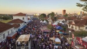 Quatro blocos animam o Carnaval de Campo Grande nesta sexta-feira (28); confira a programação