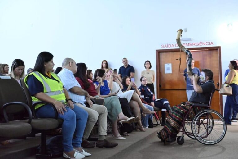 Prefeitura promove o 1º Encontro de Trânsito da REME para formação continuada de servidores